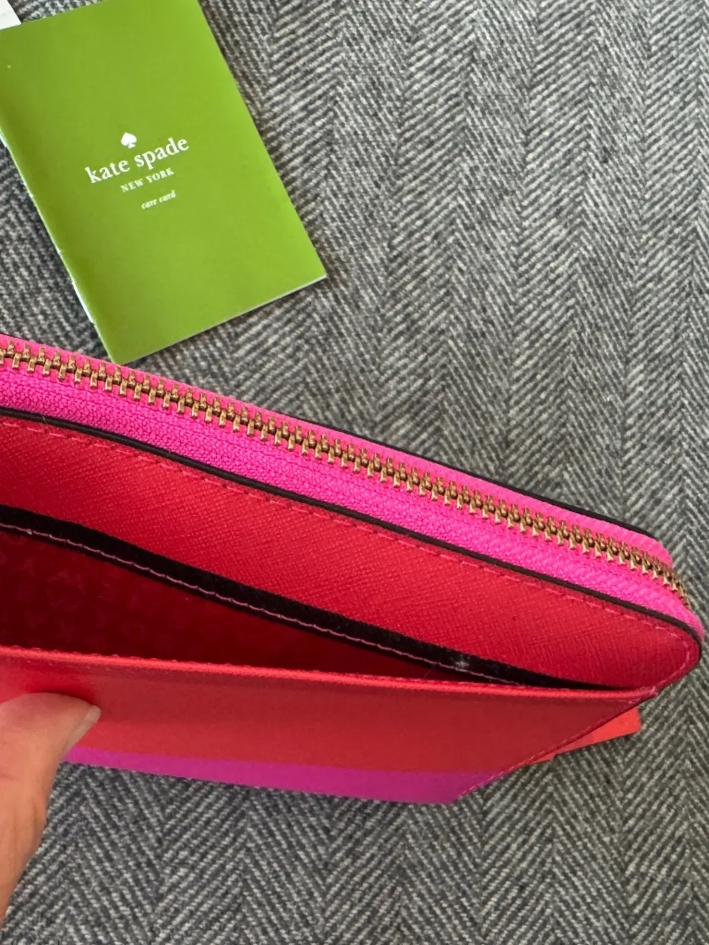 NWT, KATE SPADE DARLING STRIPE WALLET WITH ZIPPER